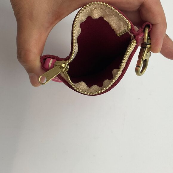 Portland Leather Goods Heart Hot Pink Bag Charm Leather Coin Pouch - Picture 10 of 11